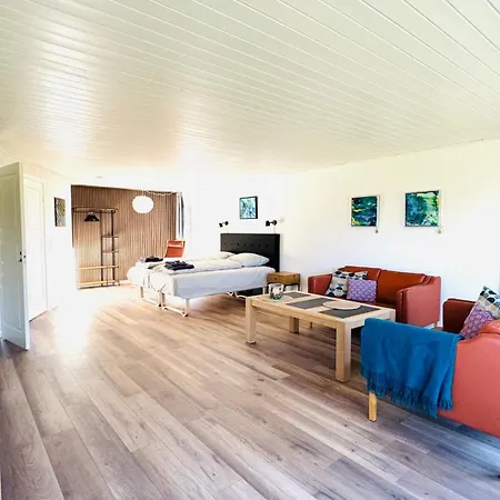 Guest Oksbøl