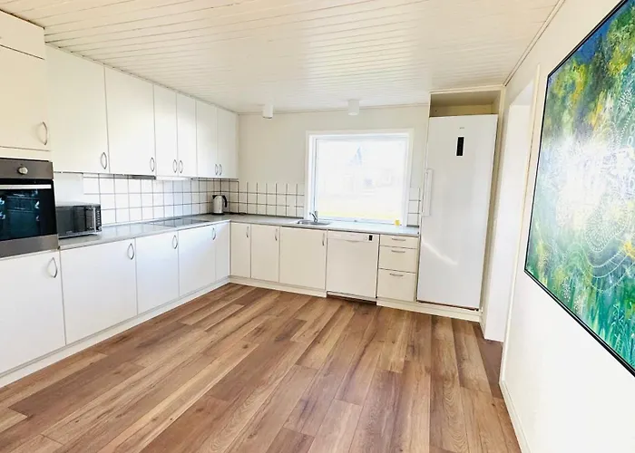 Guest * Oksbøl